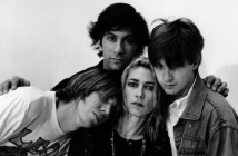 Sonic Youth си върнаха откраднати китари след 13 години  