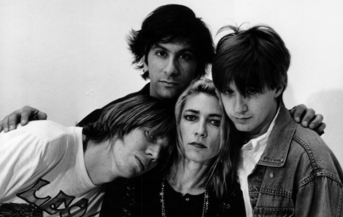 Sonic Youth си върнаха откраднати китари след 13 години  