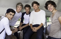 One Direction отново чупят рекорди с Live While We're Young 