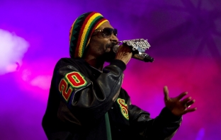 Snoop Dogg a.k.a Snoop Lion: Има малко рап в регето и малко реге в рапа, така че те се допълват