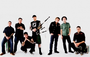 Dropkick Murphys споделиха видеото към Rose Tattoo, пилотния сингъл от предстоящия им албум