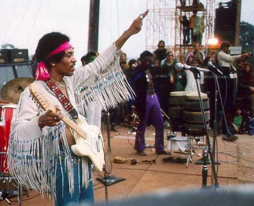 Спечели билет за Celebrate Hendrix 70: Live At Woodstock в кина Арена с Avtora.com!