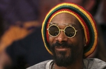 Snoop Lion пусна новата си реге песен Here Comes The King