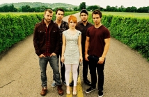 Paramore издават едноименен албум през април 2013