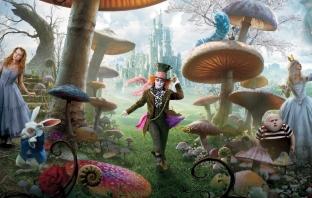 Разработва се продължение на Alice In Wonderland на Тим Бъртън