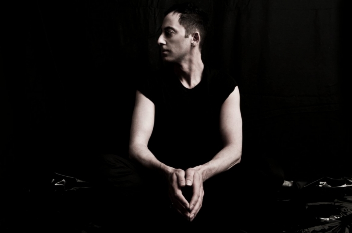 2013 г. идва с Dubfire (екс Deep Dish) в Yalta Club