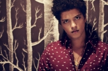 Red на Тейлър Суифт спря и Unorthodox Jukebox на Bruno Mars в Billboard 200 