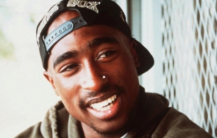 Tupac е любимец на затворниците в Англия