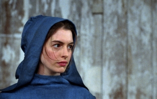 Ан Хатауей с главна роля в адаптация по Taming the Shrew на Шекспир