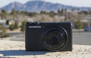 XZ-10 - новият ултра компактен фото шампион на Olympus