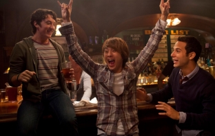 От 21 нагоре (21 and Over) От 21 нагоре (21 and Over)