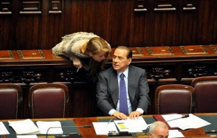 Берлускони избра порно актриса за представител на партията му в парламента