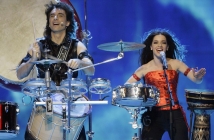 Елица Тодорова и Стунджи представят България на Евровизия 2013