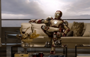 Iron Man 3 бие The Avengers в международния боксофис