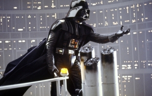 Джей Джей Ейбрамс стартира снимките на Star Wars: Episode VII в началото на 2014 г.