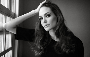 Анджелина Джоли премахна и двете си гърди и обясни защо в My Medical Choice