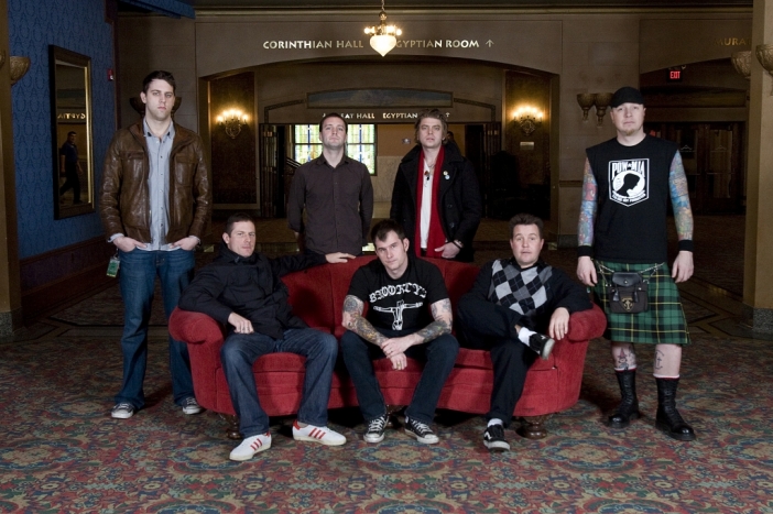 Брус Спрингстийн и Dropkick Murphys набират средства за жертвите от атентата в Бостън