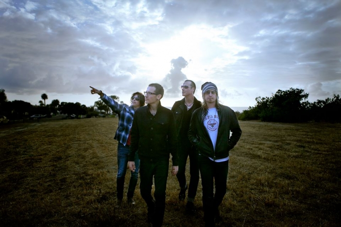 Stone Temple Pilots взеха фронтмена на Linkin Park и издадоха нов сингъл Out Of Time