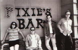 Басистката Ким Дийл напусна The Pixies