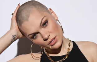 Jessie J с видео поздрав към българските си фенове 