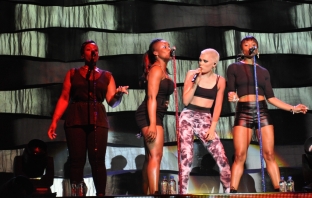 Jessie J в София: Танцът на върха на славата