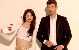Робин Тик ще прави ремикс на Blurred Lines с тенисиста Анди Мъри Робин Тик ще прави ремикс на Blurred Lines с тенисиста Анди Мъри