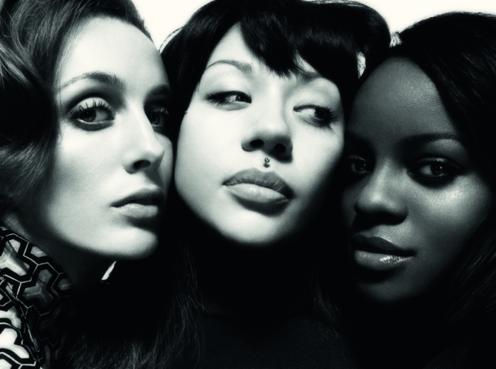 Бившите Sugababes официално се завърнаха като Mutya Keisha Siobhan с парчето Flatline