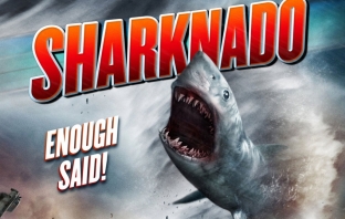 Тара Рийд и торнадо от акули в хитовия абсурд Sharknado (Трейлър)