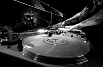 Български DJ се бори за титлата Red Bull Thre3Style Световен Шампион 2013