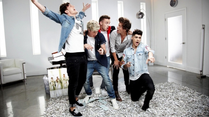 One Direction пуснаха видеото към "най-тежката им песен" Best Song Ever