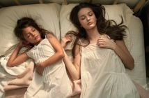 Моделът Кристина Романова във видеото към хита Wake Me Up на Avicii