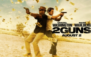 Дензъл Уошингтън и Марк Уолбърг са новият екшън тандем на Холивуд в 2 Guns (Трейлър)