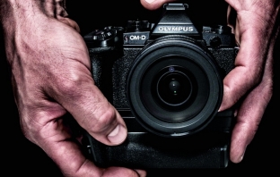 Olympus OM-D E-M1 – дойде ли най-после краят на DSLR камерите?