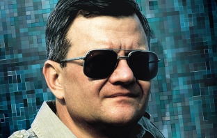 Почина култовият писател Tom Clancy