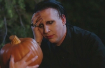 Marilyn Manson плаши деца с истории за духове навръх Хелоуин (Видео)