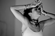 Rihanna е обладана от зли духове в What Now (Видео)