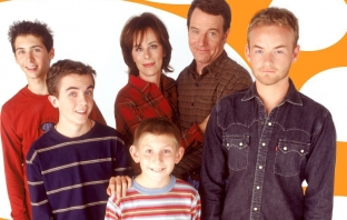 Брайън Кренстън се завръща в Malcolm in the Middle като Уолтър Уайт (Видео) Брайън Кренстън се завръща в Malcolm in the Middle като Уолтър Уайт (Видео)