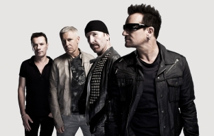 U2 се завърнаха с парче за Нелсън Мандела. Чуй Ordinary Love тук!