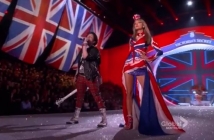 Тейлър Суифт блесна с Fall Out Boy на модно шоу на Victoria's Secret (Видео)