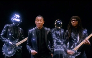 Daft Punk ще свирят на Grammy 2014 със Стиви Уондър и Pharrell Williams Daft Punk ще свирят на Grammy 2014 със Стиви Уондър и Pharrell Williams