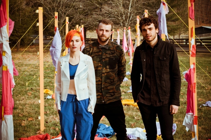 Paramore счупиха 10 световни рекорда в новото си видео Ain