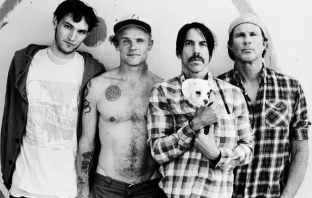 Red Hot Chili Peppers на плейбек на Super Bowl 2014?