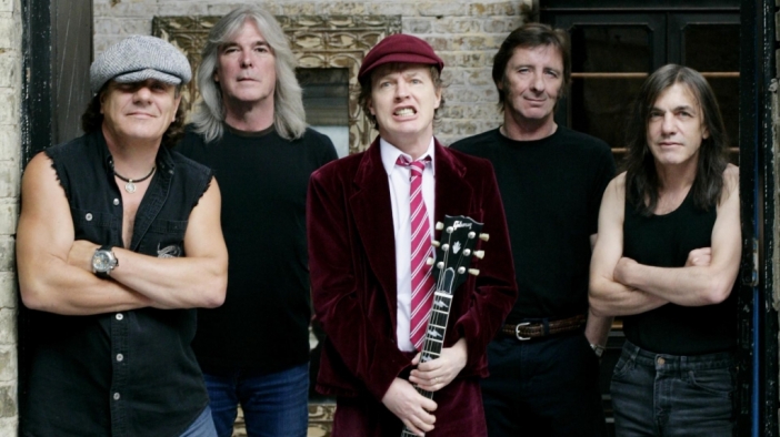 Малкълм Йънг от AC/DC е тежко болен, но групата няма да се пенсионира
