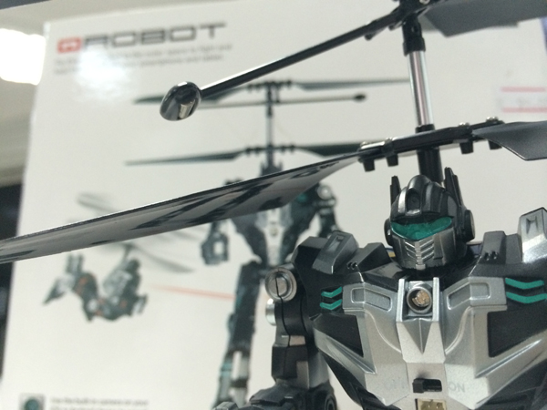 Maptaq Flying Q-Robot – най-добрият домашен любимец