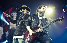 Guns N' Roses готови със записите на новия си албум