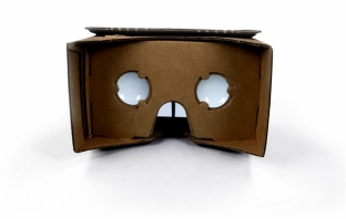 Art attack! Google обяви Cardboard – бюджетната 