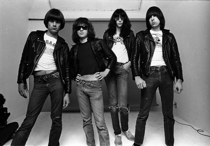 Оригиналният барабанист на Ramones Томи Рамоун почина на 62 години