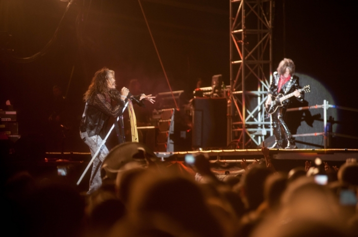 Aerosmith забиха на живо с Джони Деп (Видео)