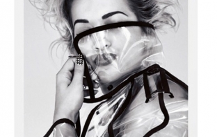 Рита Ора топлес на корицата на Cosmopolitan (Снимки и видео)