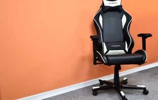 Стол DXRacer – няма да искате да станете от него